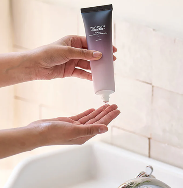 Haruharu Wonder Black Rice Moisture 5.5 Soft Cleansing Gel 100ml